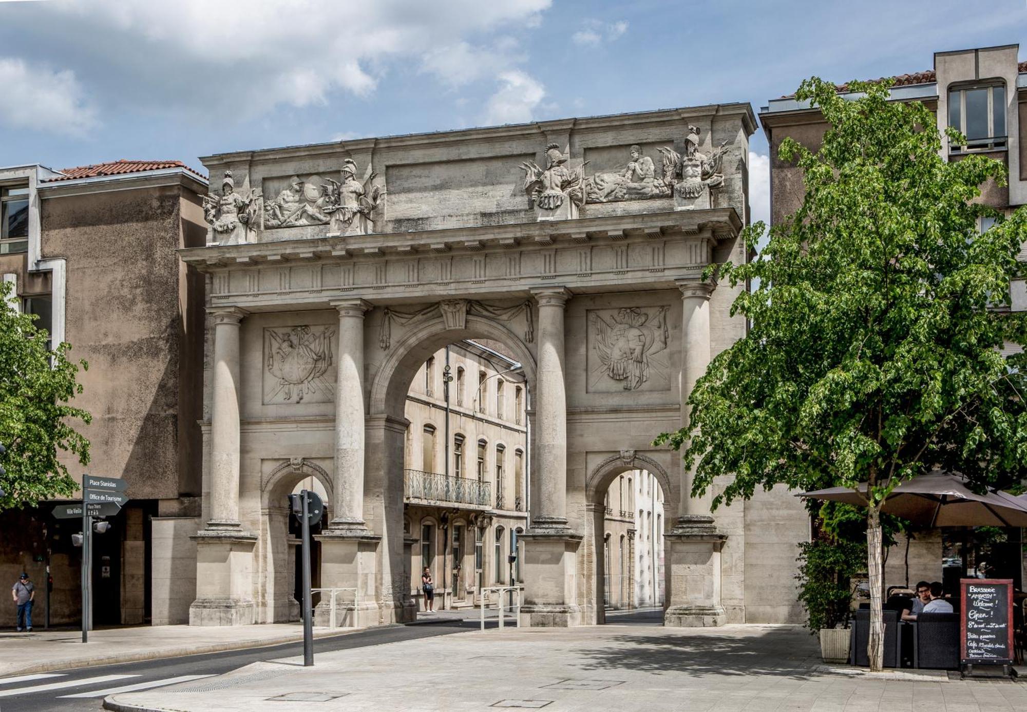 Mercure Nancy Centre Gare Bagian luar foto