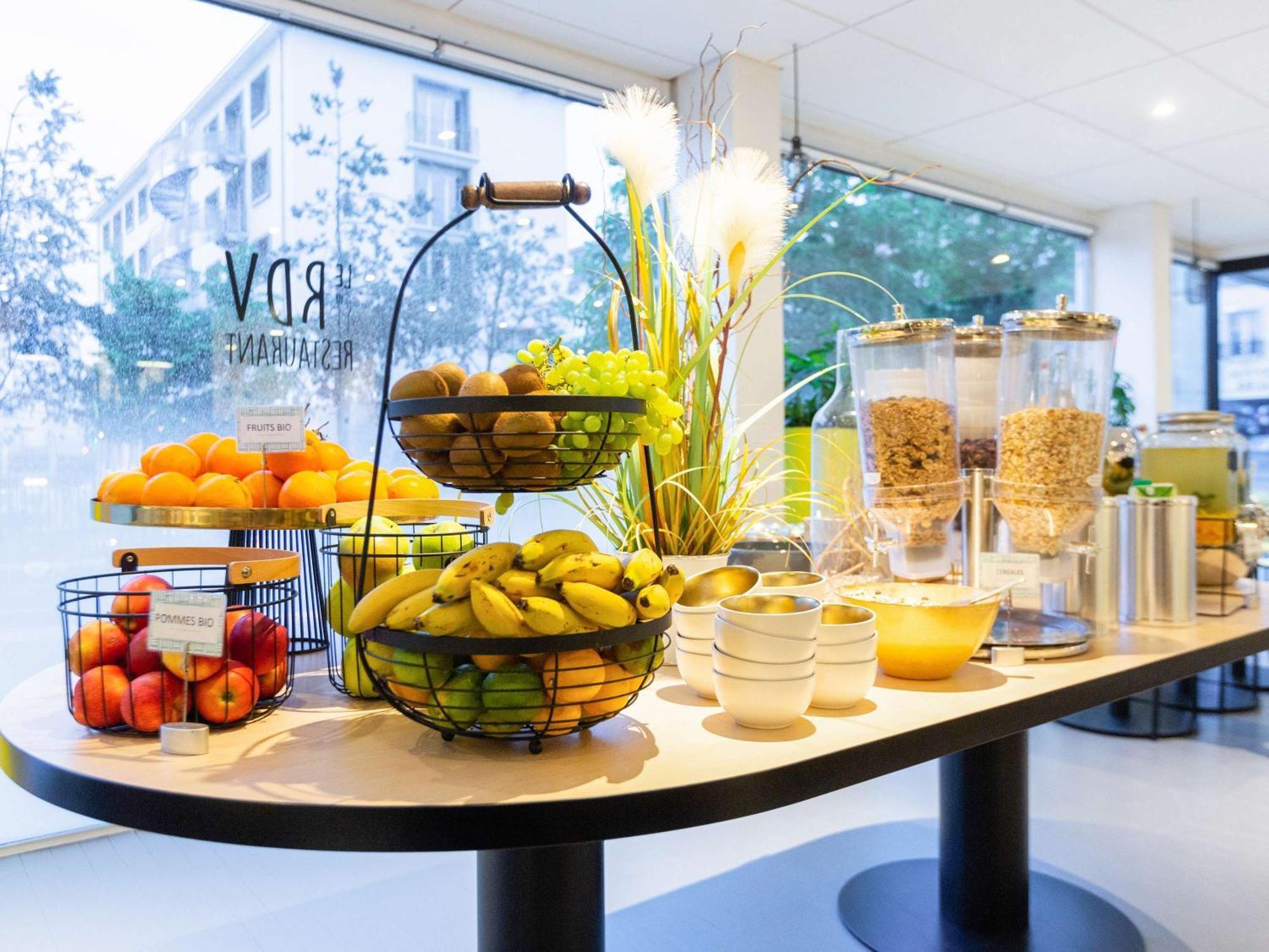 Mercure Nancy Centre Gare Bagian luar foto