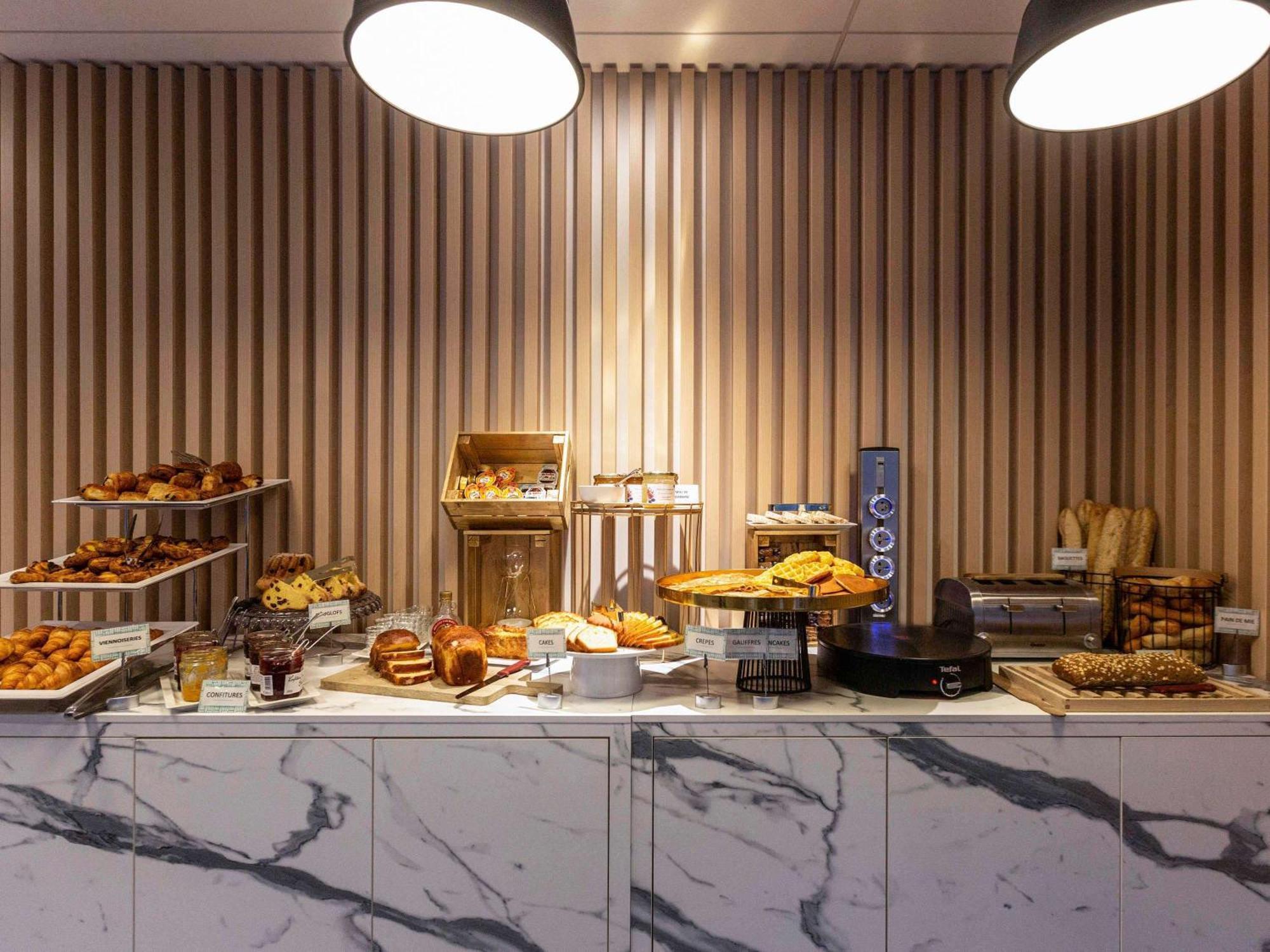 Mercure Nancy Centre Gare Bagian luar foto