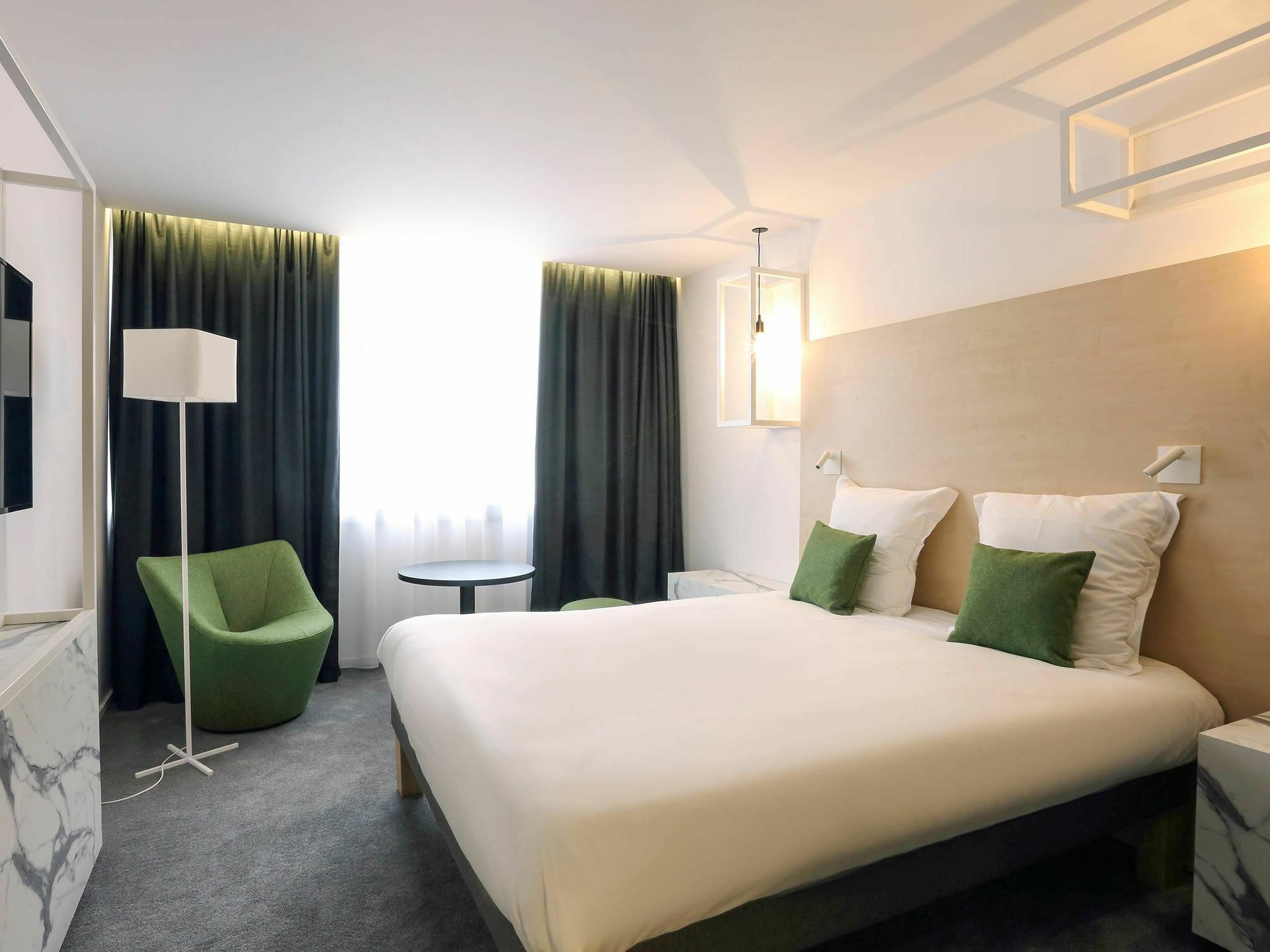 Mercure Nancy Centre Gare Bagian luar foto